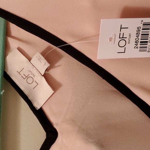 Loft Ruffle Blouse - Picture 3 of 4